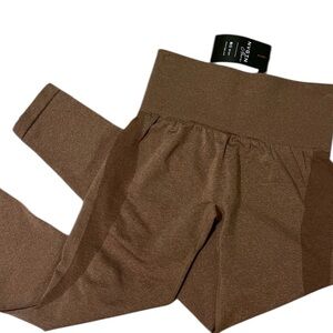 New NVGTN leggings. Small. No seam. Brown.